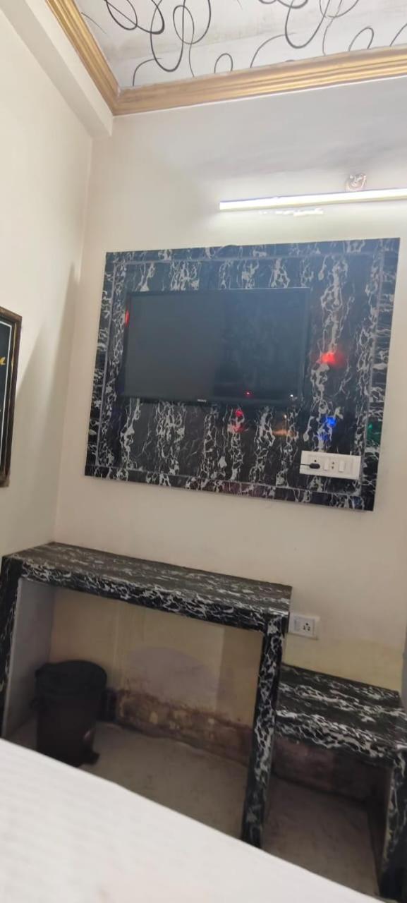 Hotel Bombay Inn Patna  Buitenkant foto